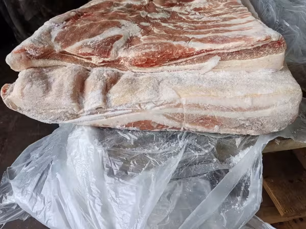 Грудинка свиная листовая зам.монолит