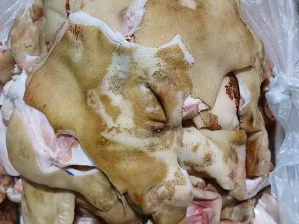Шкура свиная с голов бесплатно